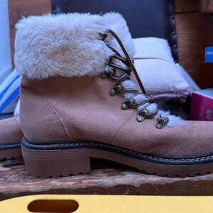 Winter Lace Up Boots brand new